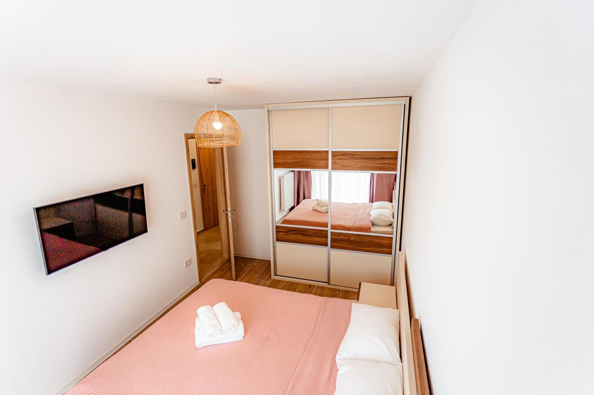 Apart B&V 203 Coresi - Elegant Mountain Retreat Brașov Exterior foto